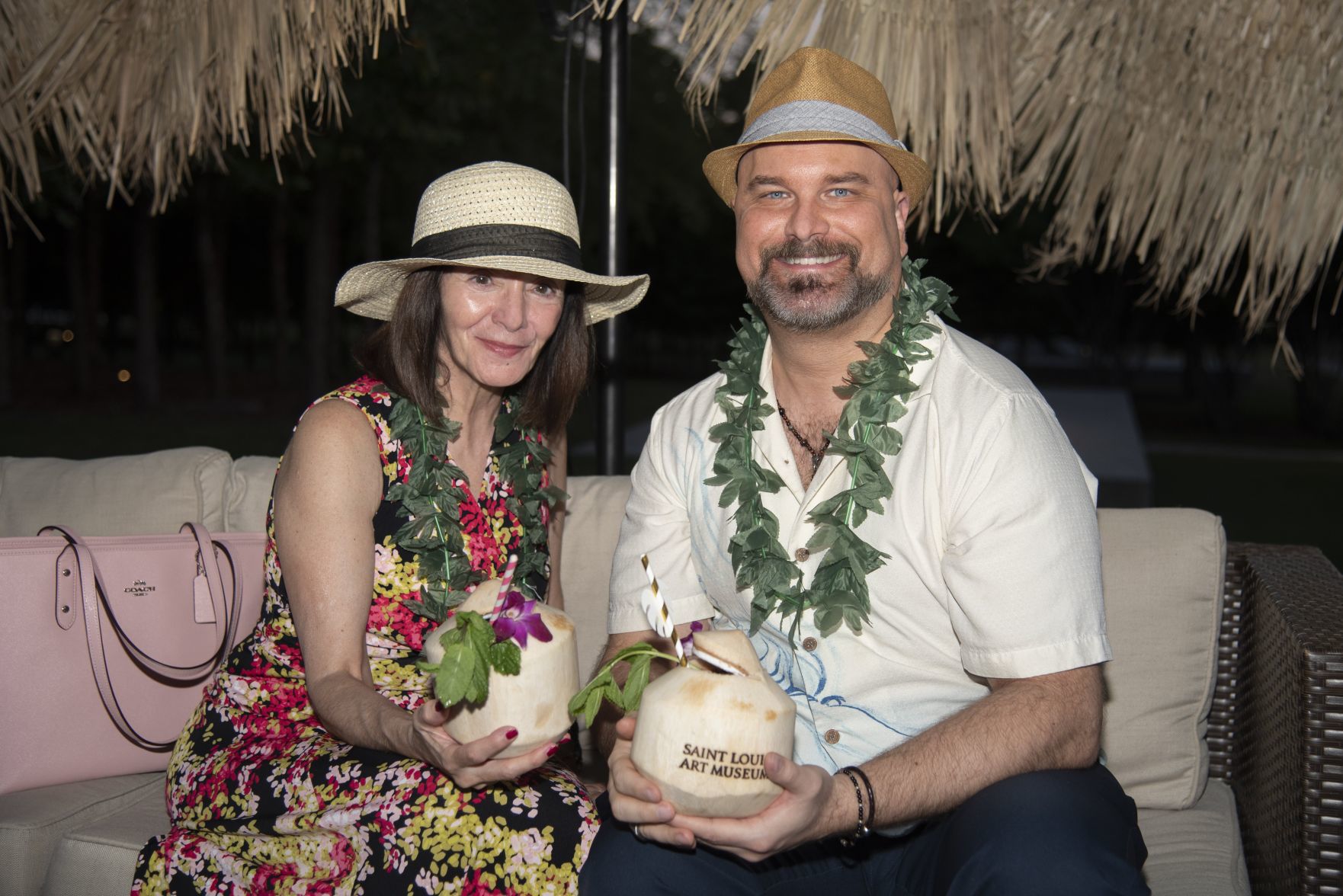 Leslie Schroeder, Robert Mabbitt